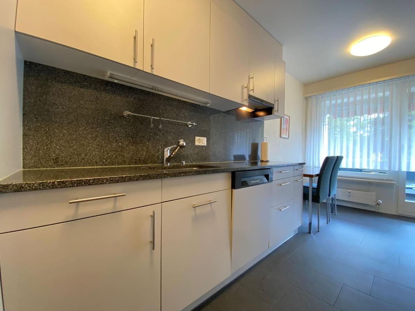 Apartment Arnold Bazylea Zewnętrze zdjęcie