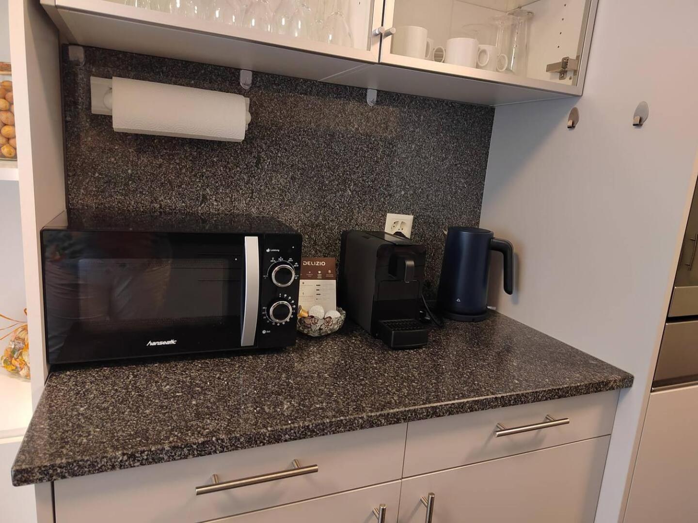 Apartment Arnold Bazylea Zewnętrze zdjęcie